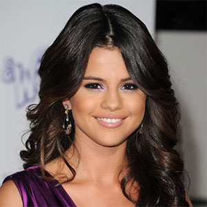 Lupus sufferer Selena Gomez